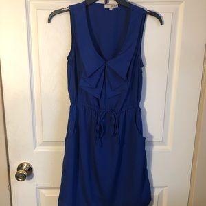 Blue dress with pockets